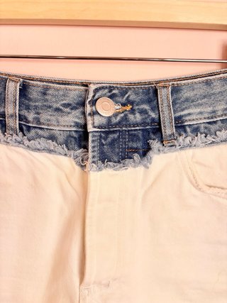 Shorts vaqueros Zara blancos y azules T.38