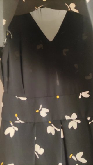 Vestido Zara capa y falda plisada estampado