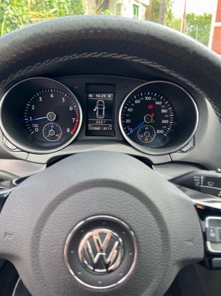 Volkswagen Golf VI R