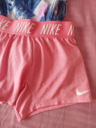 Conjunto deportivo Nike niña