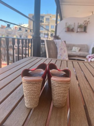 Sandalias plataforma rojas. Plataforma 3cm tacon 8