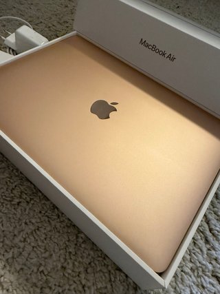 MacBook Air 2020 Oro Rosa en Perfectas condiciones