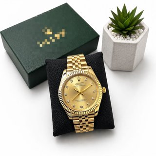 Reloj Dorado