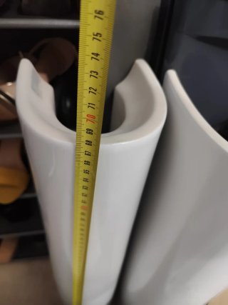 2 Lavabos de Porcelana con Grifos