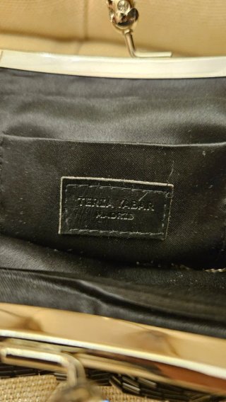 Bolso de fiesta Teria Yabar negro con lazo