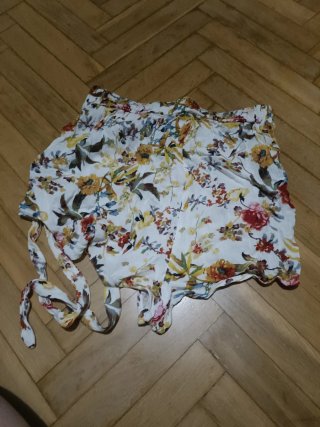 Pantalón falda floral blanco