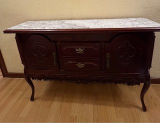 Mueble de pasillo con tapa de mármol