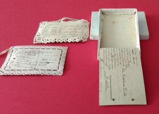 TARJETAS POSTALES ANTIGUAS TROQUELADAS.