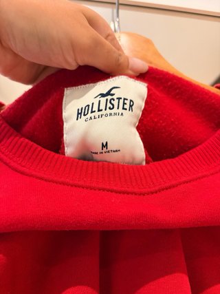 Sudadera Hollister Roja Flores