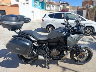 Yamaha Tracer 7 verde/negra