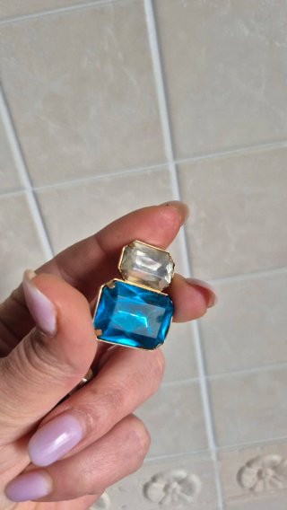 Orecchini blu e oro con pietre