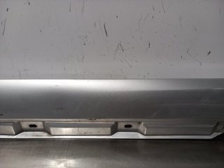 FALDON LATERAL MERCEDES-BENZ CLASE R (BM 251) 642