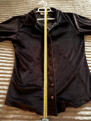 Camisa de terciopelo marrón chocolate
