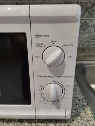 Microondas Svan Blanco