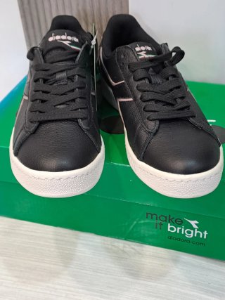 Scarpe Diadora nere e rosa
