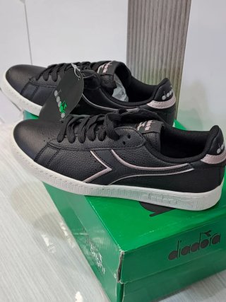Scarpe Diadora nere e rosa