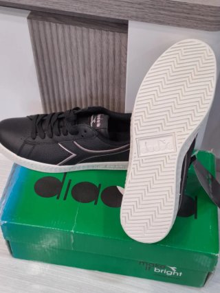Scarpe Diadora nere e rosa