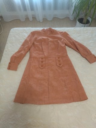 Vestido vintage naranja y rosa