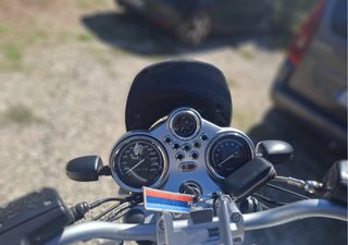 BMW R850R Plata