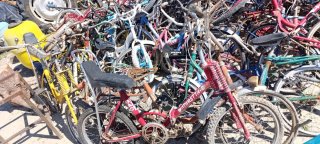 Lote de bicicletas para restaurar