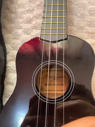 Ukelele Martin Smith Negro