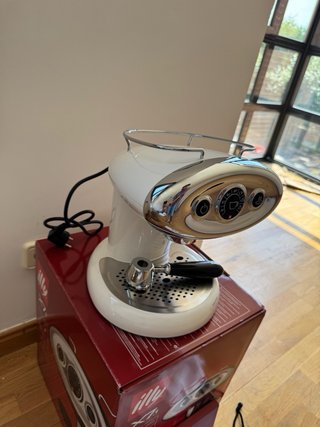Cafetera Illy X7.1 Roja Vintage