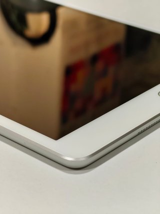 iPad 8ª Gen 32GB Wi-Fi + Cellular Blanco