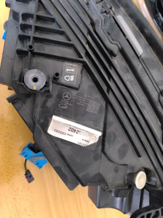 Faro Delantero Mercedes-Benz GLC Digital Light