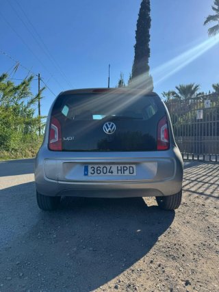 Volkswagen up! 2013