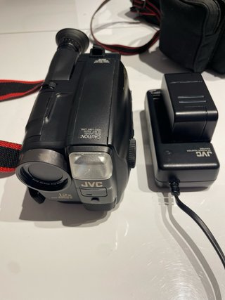 Cámara JVC Compact VHS GR-AX6 Vintage