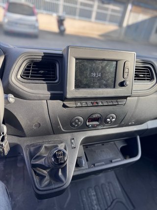 Renault Master 2021
