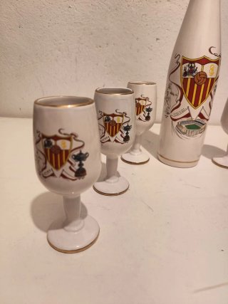 Antigua Botella y 6 copas Sevilla CF