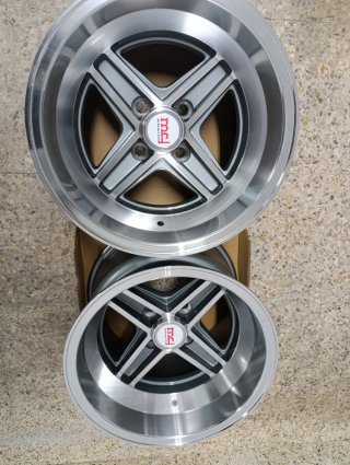 2 Llantas Targa 9