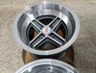 2 Llantas Targa 9