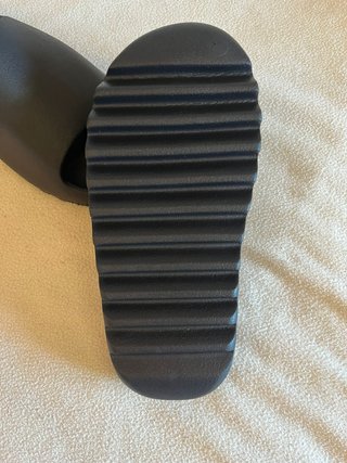 Yeezy Slides Negras Adidas