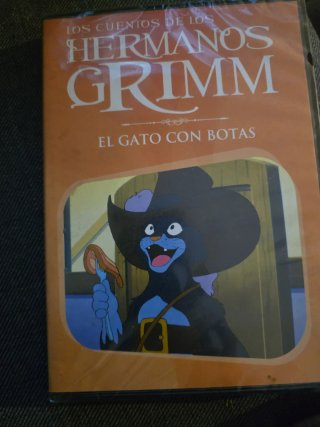 DVD El Gato con Botas Cuentos Hermanos Grimm