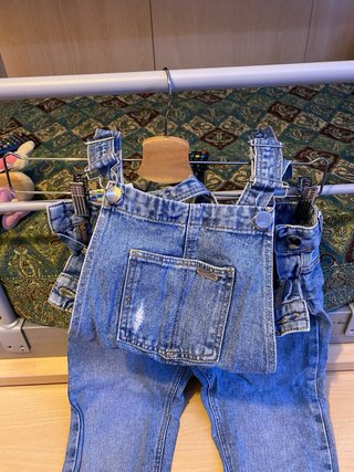 Jeans e salopette bimba 4 pz dai 8 ai 12 anni