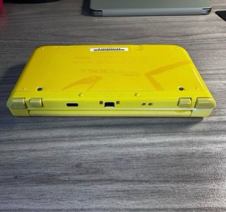 New Nintendo 3DS LL Pikachu Amarillo