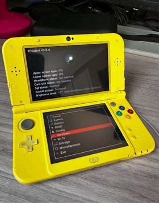 New Nintendo 3DS LL Pikachu Amarillo