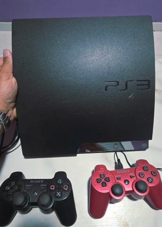 Consola PS3 Slim + 2 Mandos (Negro y Rojo)