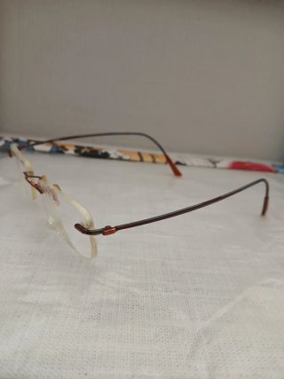 Gafas Guess Metal Burdeos Sin Montura