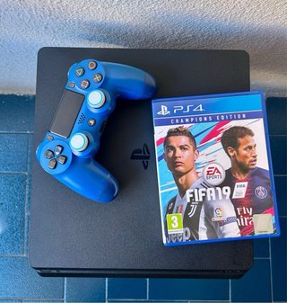 PS4 Slim 1TB +Mando y FIFA 19