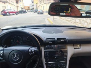 Mercedes-Benz Clase C 2005