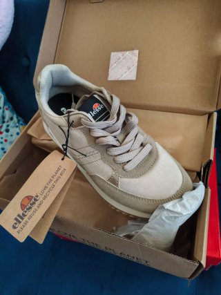 Scarpe da ginnastica Ellesse beige/oro