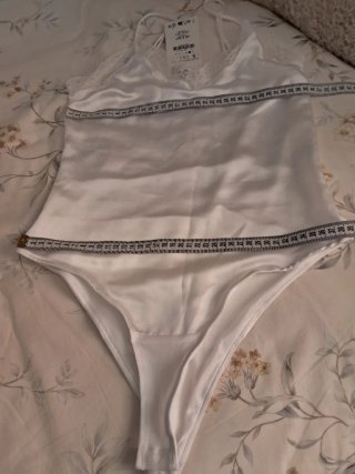 Bodi Zara S Encaje color satinado a estrenar.