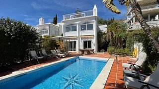 Chalet en venta en Almijara - Capistrano - Cueva de Nerja en Nerja