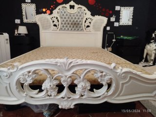 Cama 135 estilo barroco Se vende urgente