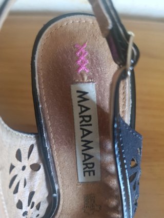 Zapatos MARIAMARE Negros Mujer
