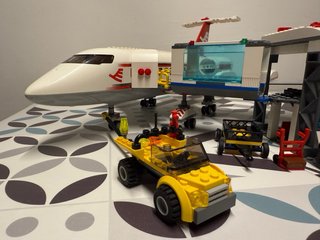 Lego City 7894 Aeropuerto - Mancano 2 figure LEGGI BENE