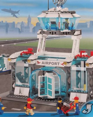 Lego City 7894 Aeropuerto - Mancano 2 figure LEGGI BENE